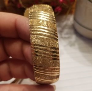10k gold flex bangle bracelet NWT